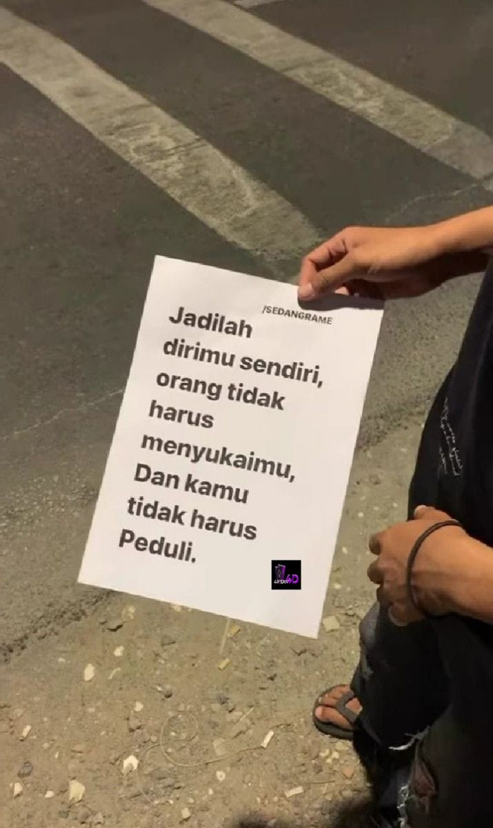 Next to Artinya: Memahami Makna dan Penggunaannya dalam Bahasa Indonesia
